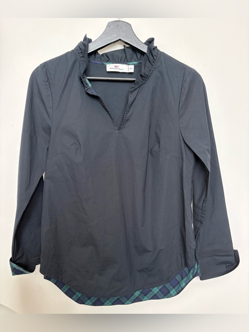 Vineyard Vines Women’s Ruffled Collar Black & Green Plaid Trim Size XXS Sku#107